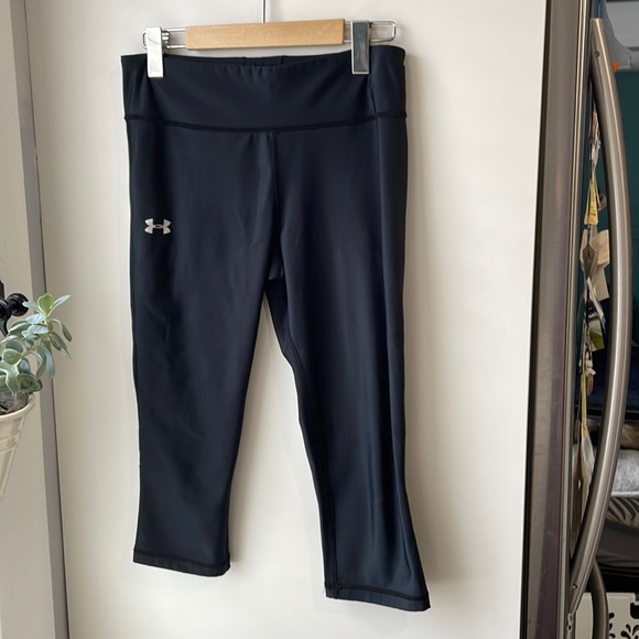 UA heat gear cropped leggings - Picture 1 of 4
